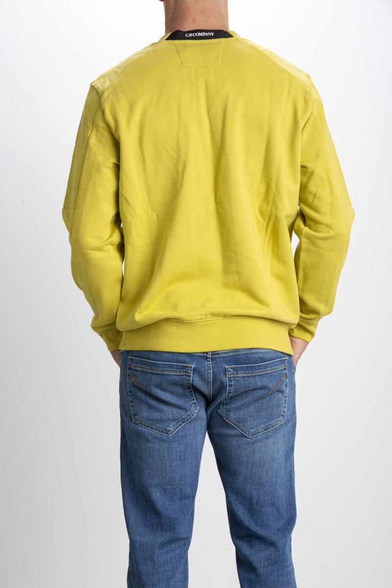 CP COMPANY-FELPA DIAGONAL RAISED FLEECE JUMPER-CPSS022A005086W GOLDEN