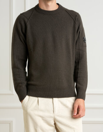 CP COMPANY-MAGLIA GIROCOLLO LAMBSWOOL GRS-CPCMKN047A110149A OLIVA
